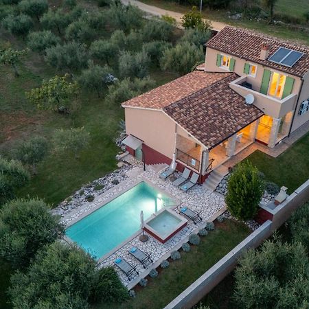 Villa Nona Marija Sveti Lovreč Pazenatički エクステリア 写真