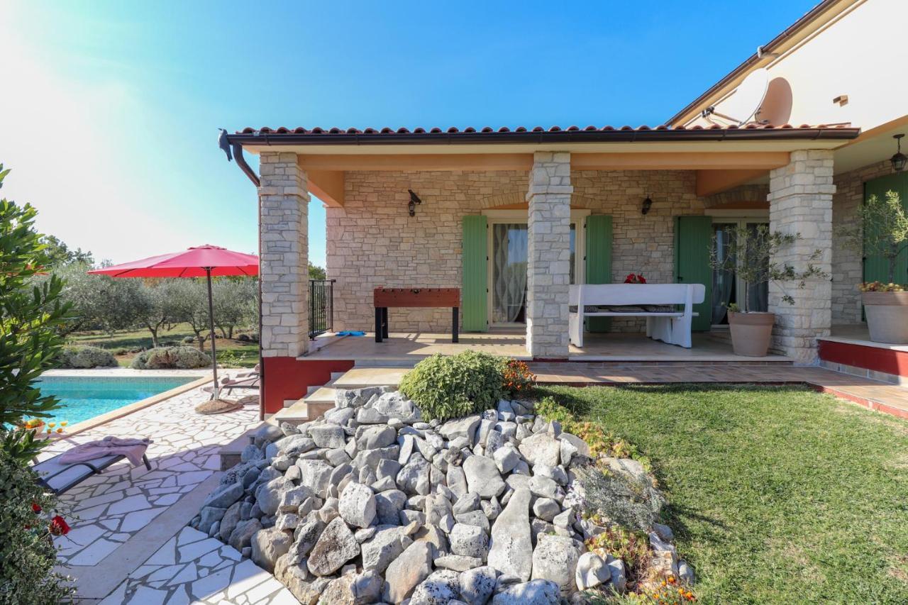 Villa Nona Marija Sveti Lovreč Pazenatički エクステリア 写真