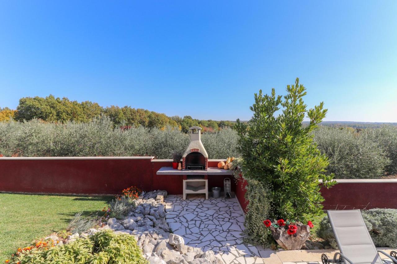 Villa Nona Marija Sveti Lovreč Pazenatički エクステリア 写真