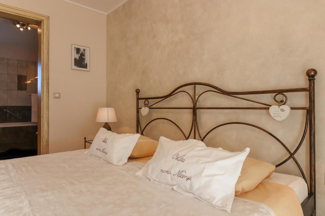 Villa Nona Marija Sveti Lovreč Pazenatički エクステリア 写真